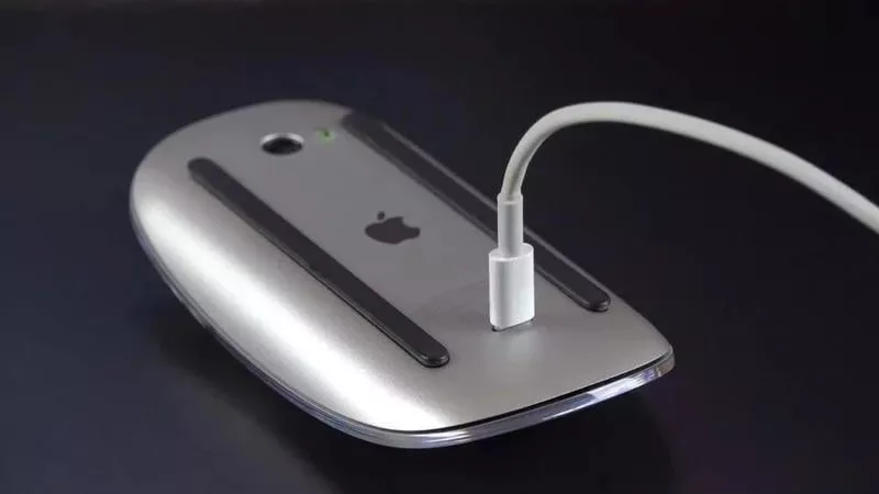 اپل سه‌شنبه احتمالاً از مجیک موس جدید با پورت USB-C رونمایی می‌کند