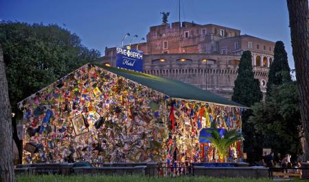 هتل ساخته شده از زباله در مرکز مادرید! + عکس