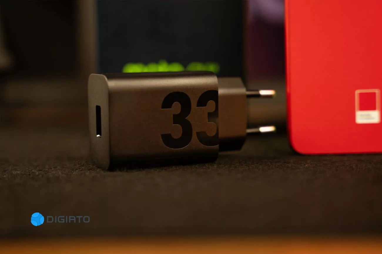 بررسی موتورولا موتو G84