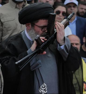 پیکر شهید سید هاشم صفی الدین به خاک سپرده شد