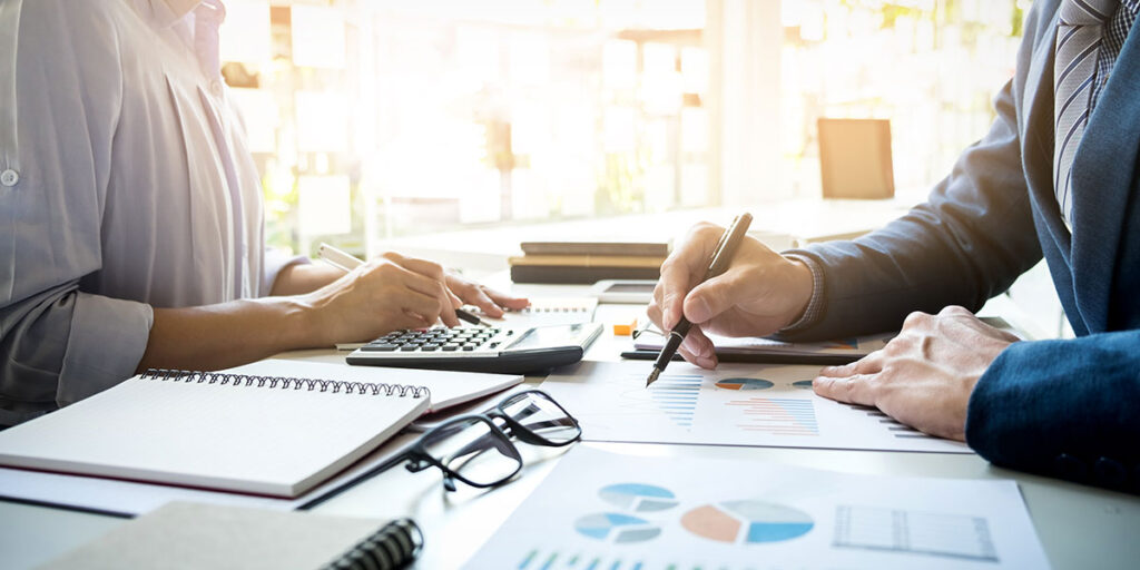 1741742279 927 چطور مشاور مالی شویم مشاور مالی شدن در ۷ گام دانستنی