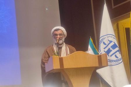 لزوم آموزش روحانیون برای جذب نسل جوان و حل اختلافات خانوادگی / روحانیون باید به مهارت‌های حل اختلاف و روان‌شناسی مجهز شوند