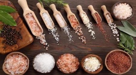 نمک دریا یا نمک یُد دار؟ انتخاب آگاهانه برای حفظ سلامت خانواده